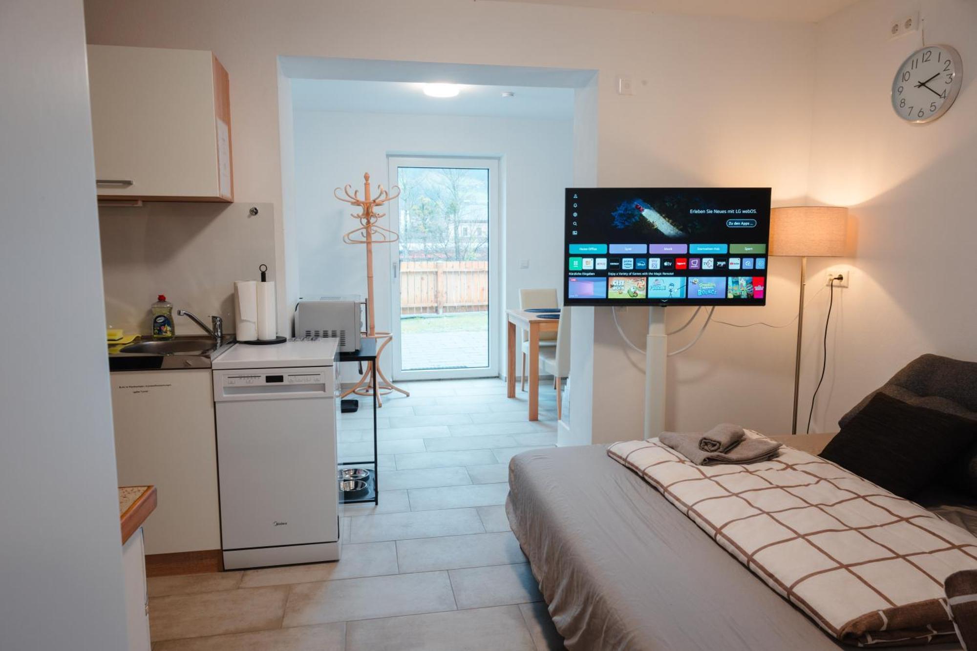 Mitzis Stubn Apartments - Bad Goisern - 24-Hour Self Check-In エクステリア 写真